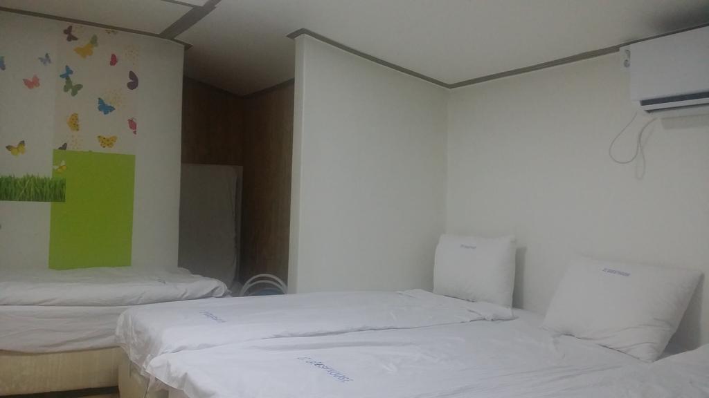 Myeongdong Guesthouse Σεούλ Δωμάτιο φωτογραφία